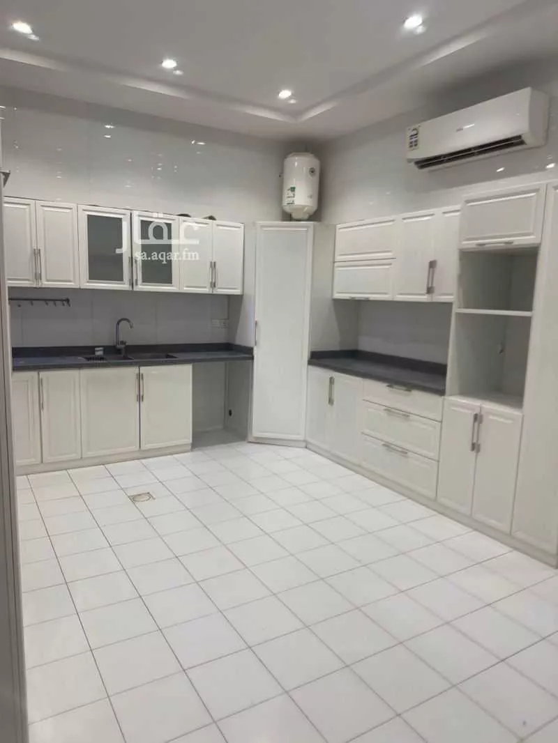 فيلا 7 غرف في السعادة 15