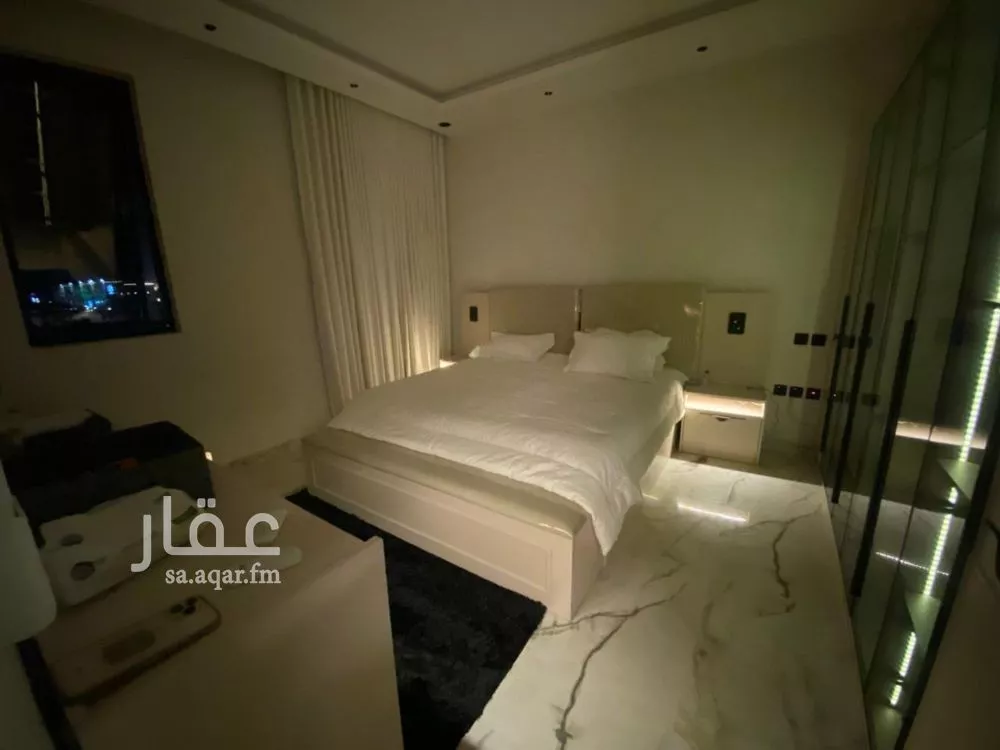 دور 3 غرف في العارض 10