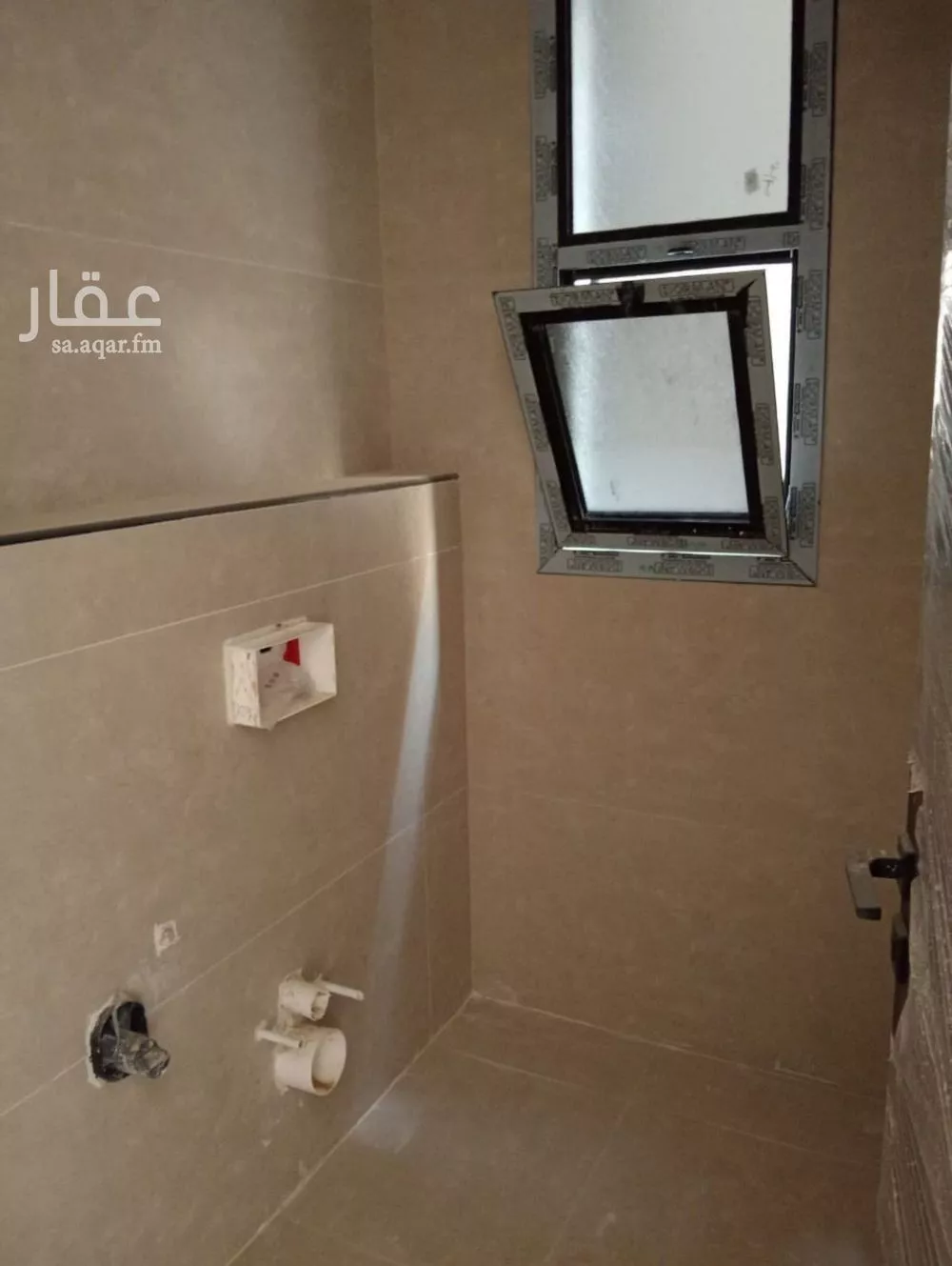 5 bedroom villa in Al Rimal 10