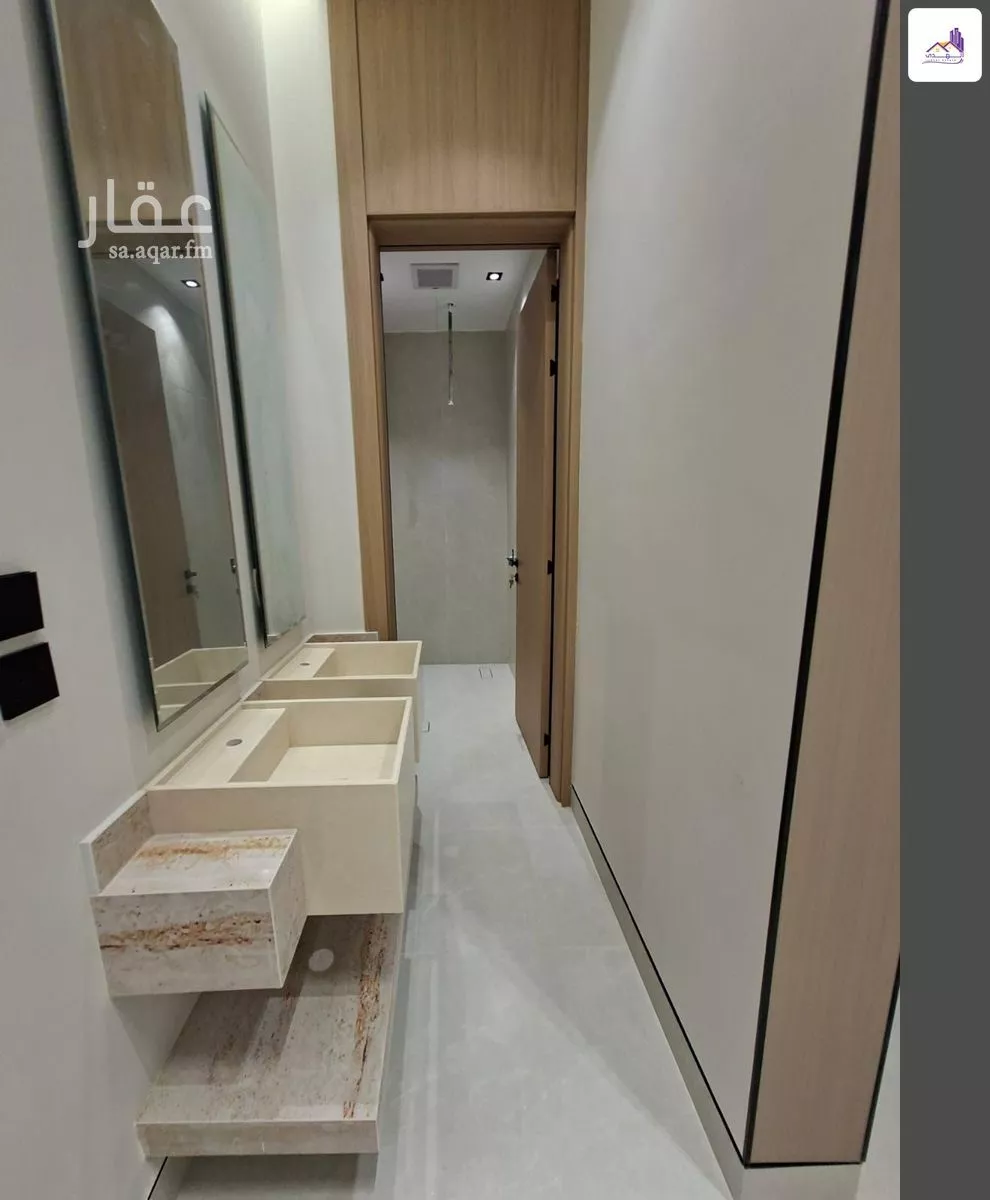 7 bedroom villa in Al Rimal 13