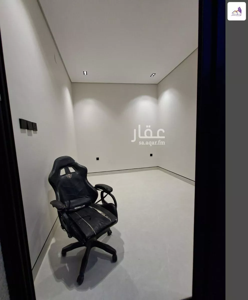 7 bedroom villa in Al Rimal 15