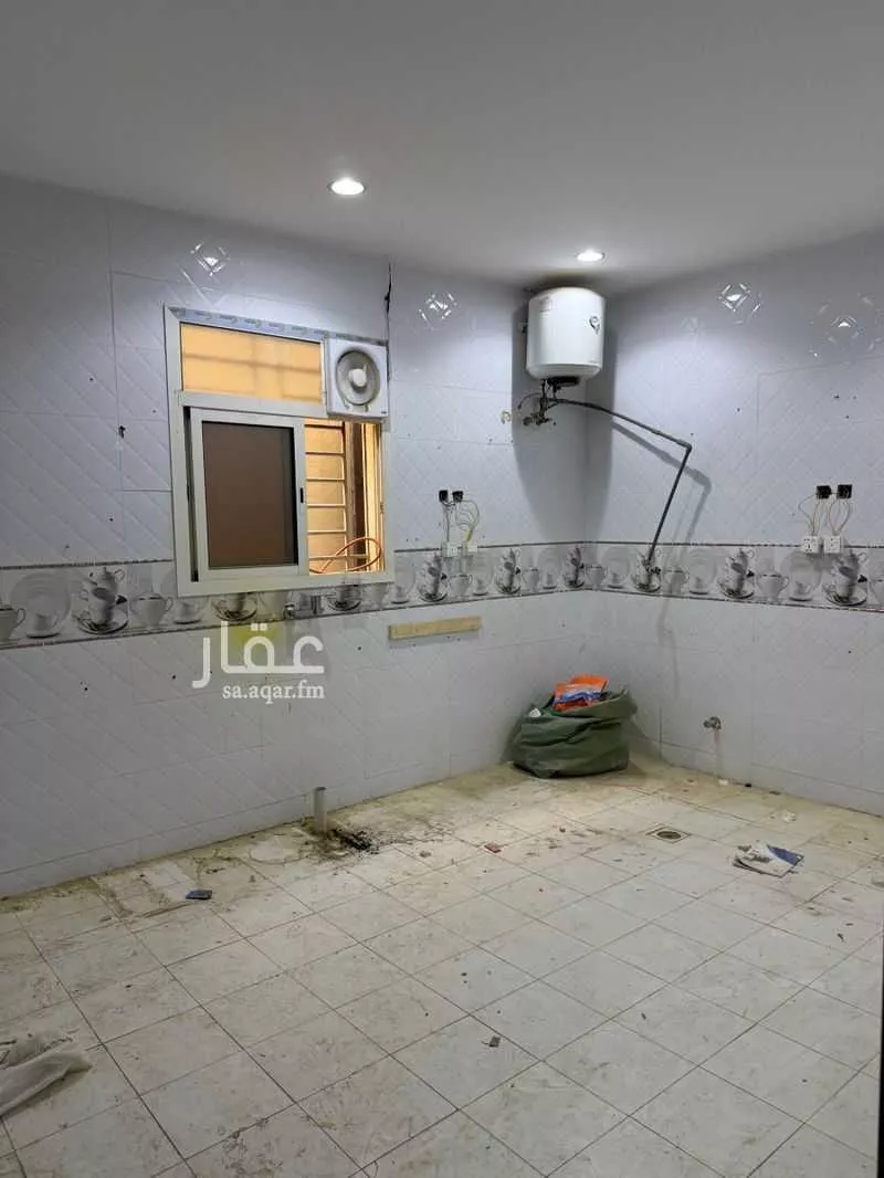 فيلا 7 غرف في عكاظ 8