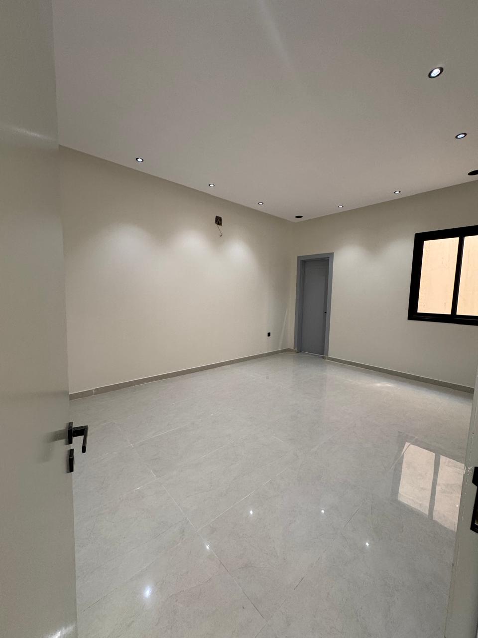 3 bedroom apartment in Al Janadriyah 5