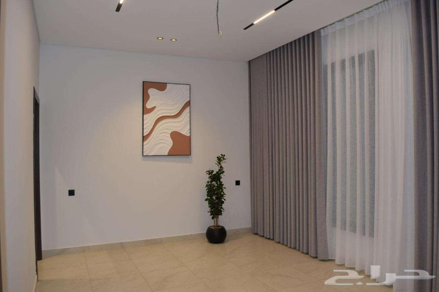 شقة 4 غرف في الصفا 8