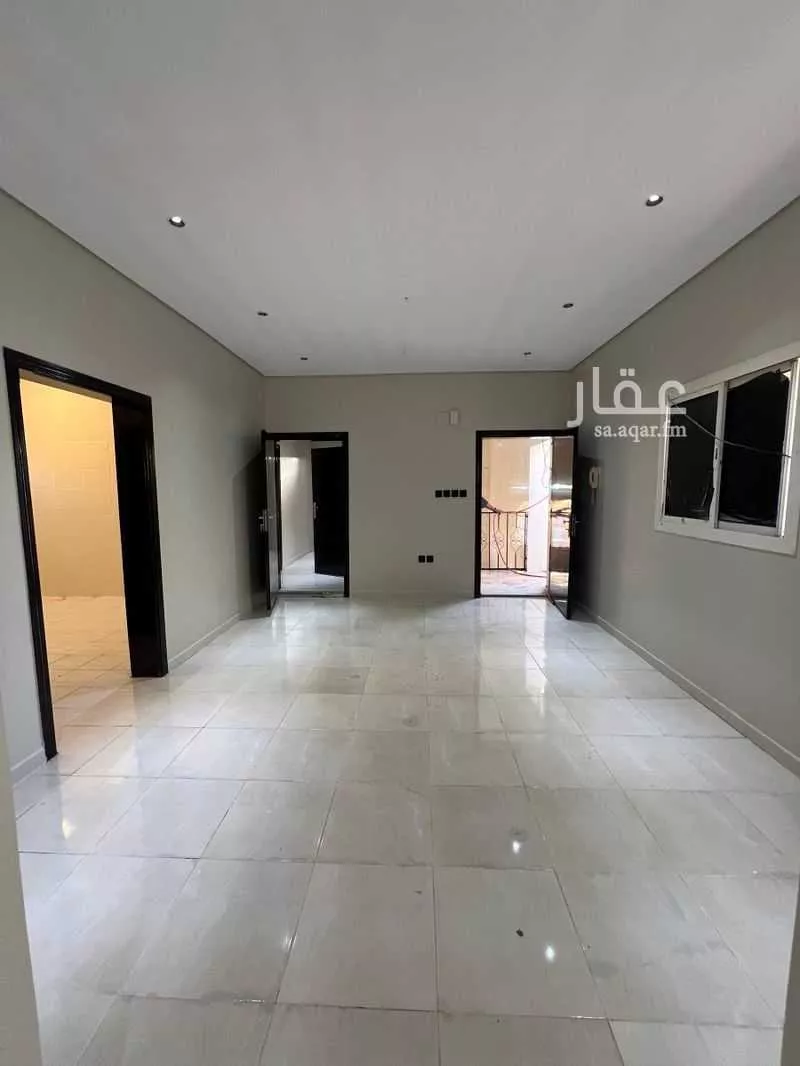 4 bedroom apartment in Mudhainib 2