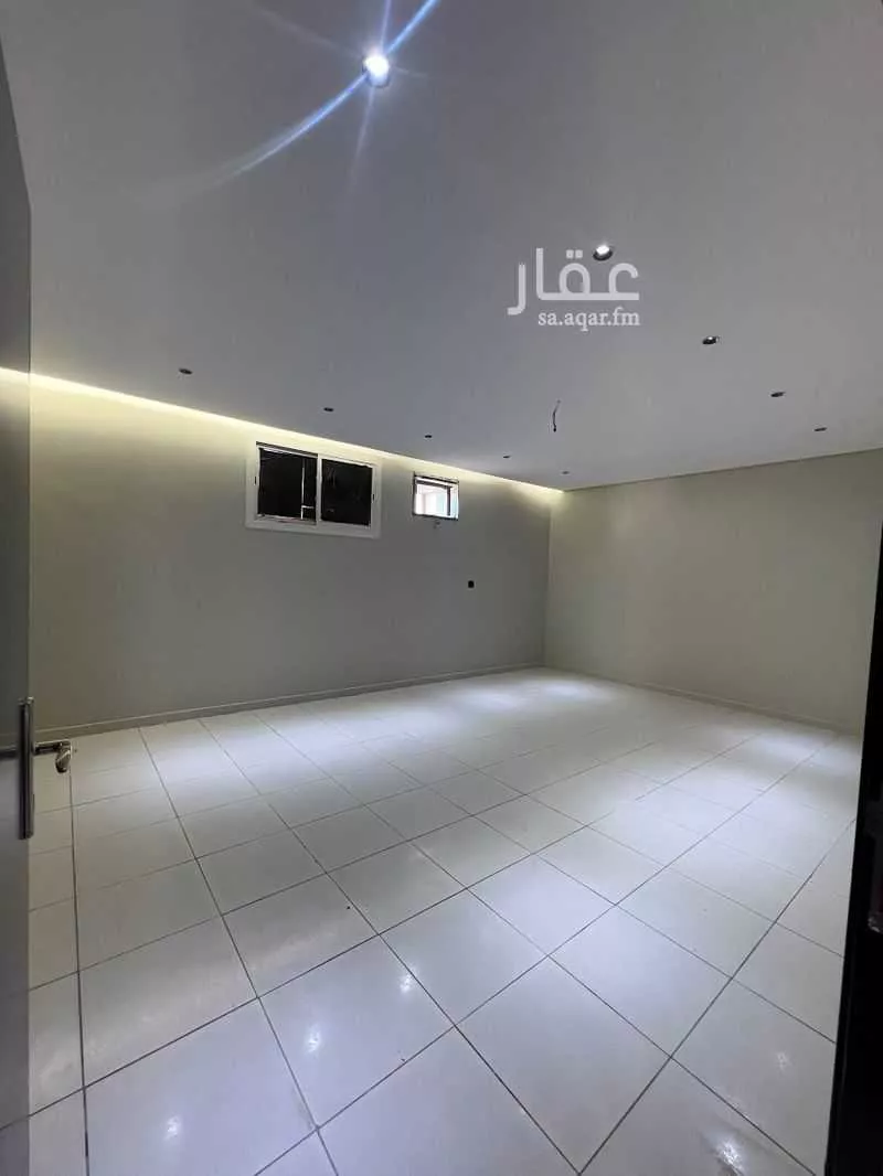 4 bedroom apartment in Mudhainib 3