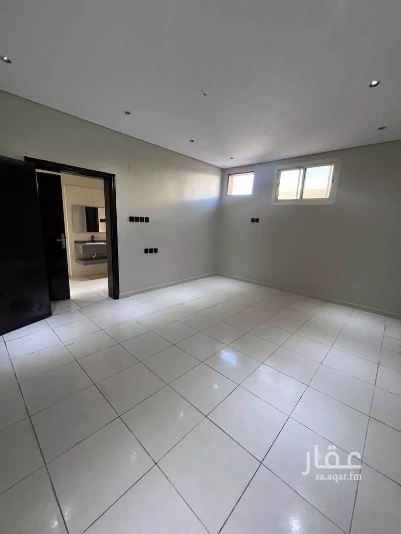 4 bedroom apartment in Mudhainib 4