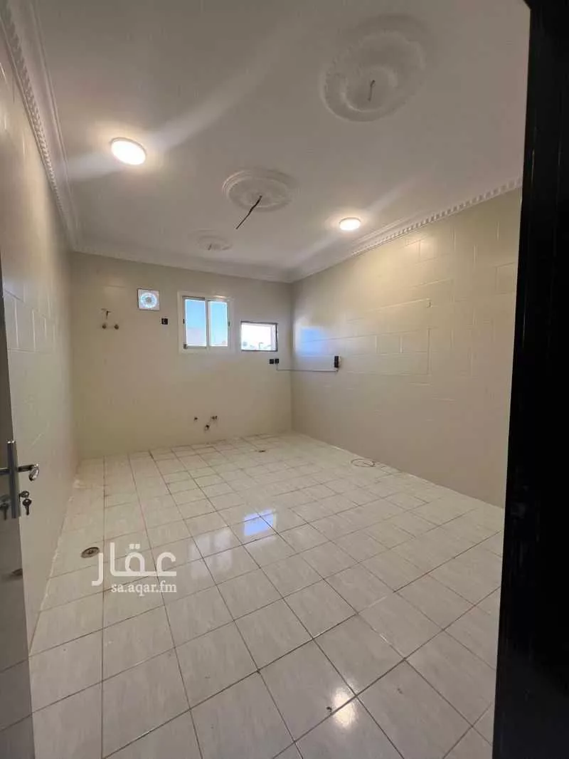 4 bedroom apartment in Mudhainib 5