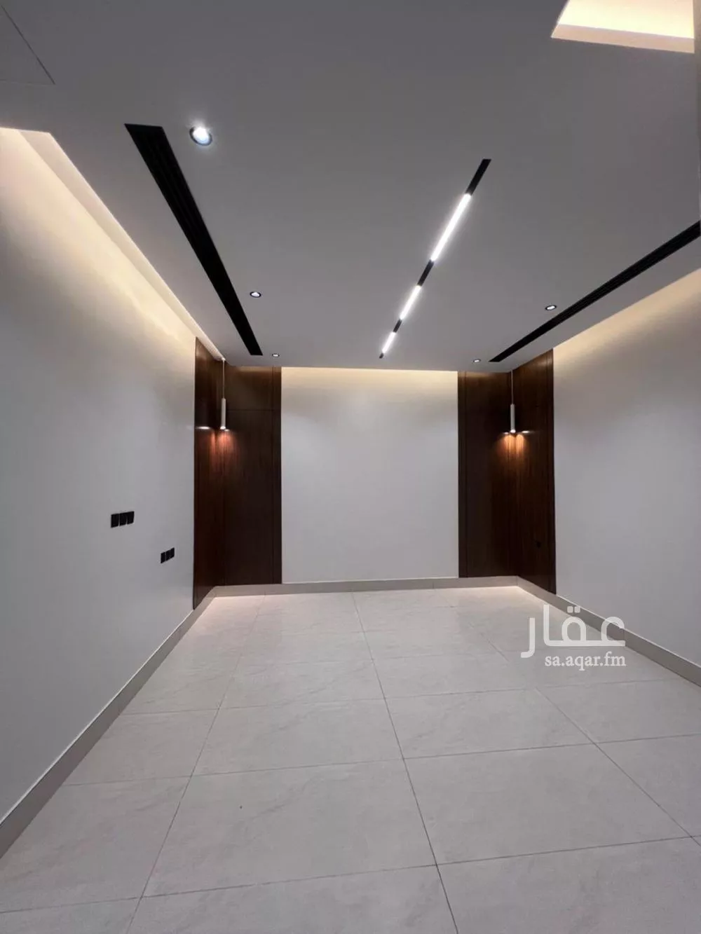 فيلا 6 غرف في النرجس 4