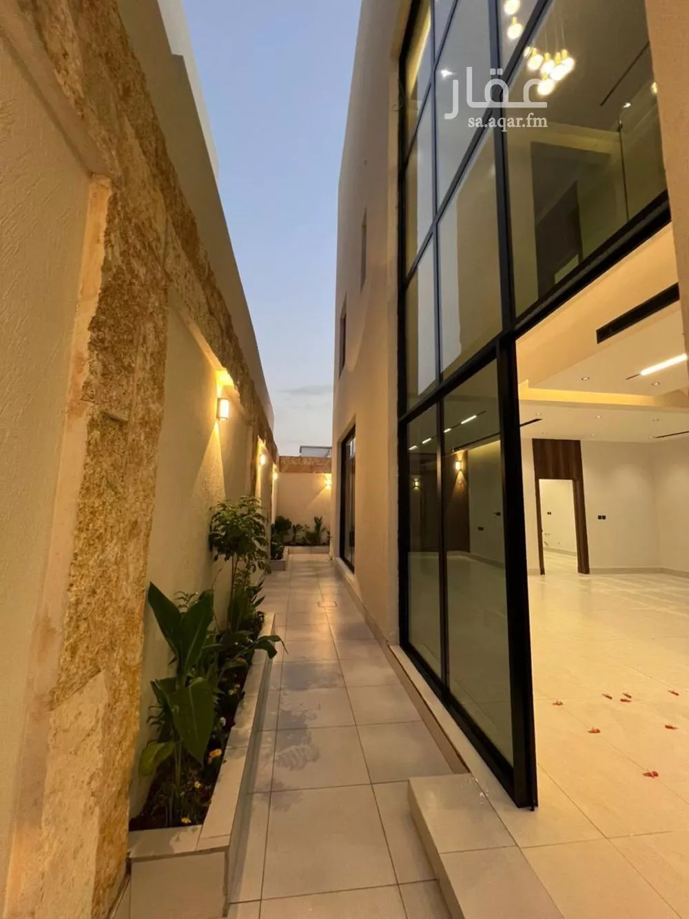 فيلا 6 غرف في النرجس 6