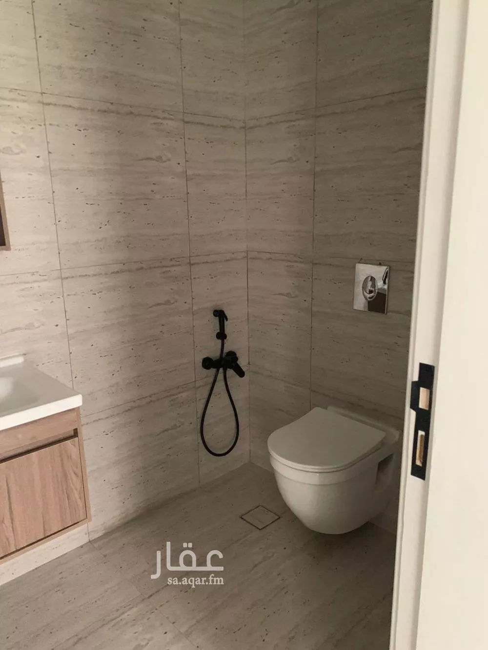 شقة 3 غرف في العارض 11