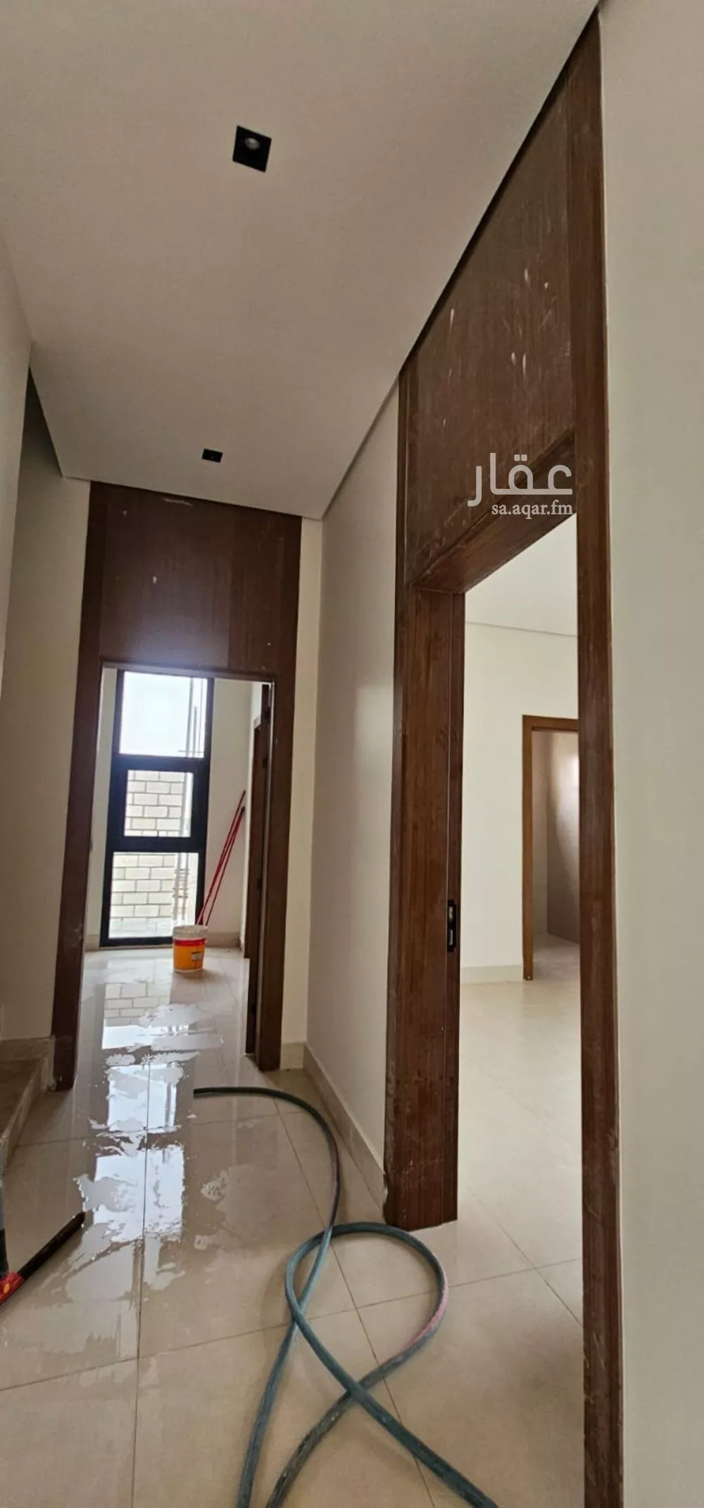 فيلا 4 غرف في العارض 10