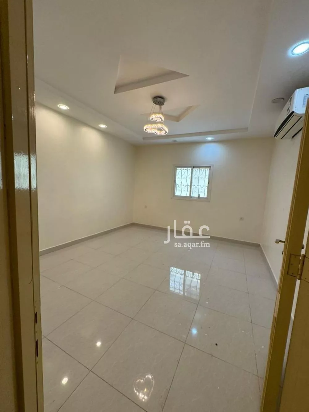 فيلا 7 غرف في الياسمين 2