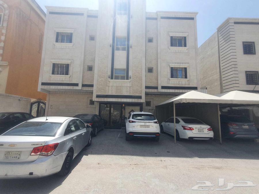 شقة 4 غرف في النور 12