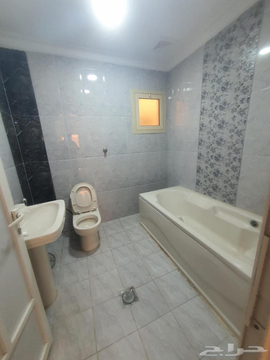 شقة 4 غرف في النور 14