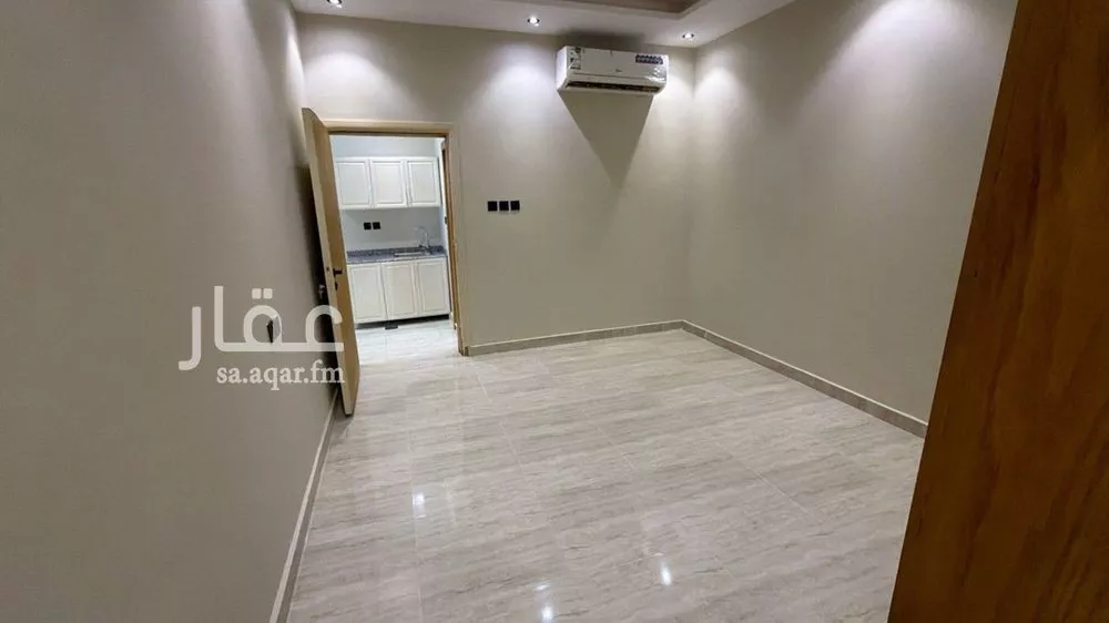 شقة 1 غرف في العليا 3