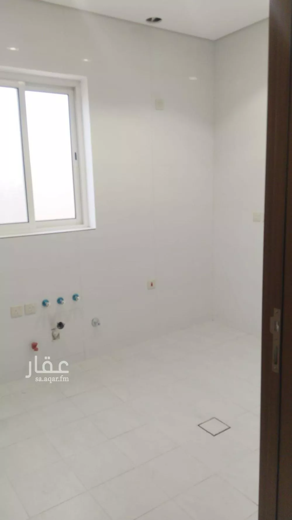 دور 3 غرف في النرجس 10