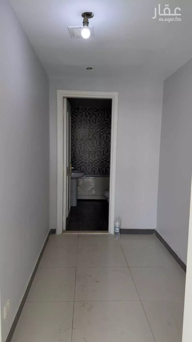 فيلا 5 غرف في الزمرد 12