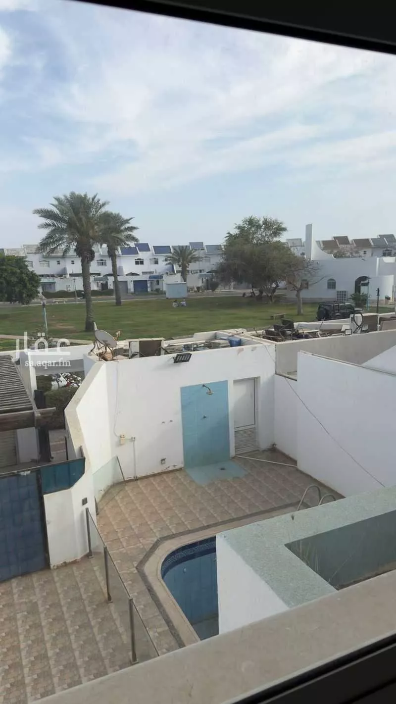 فيلا 5 غرف في الزمرد 18