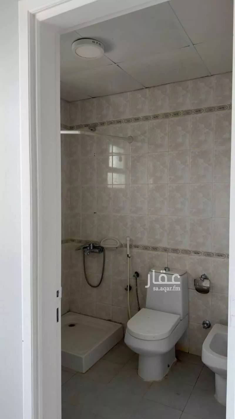 فيلا 5 غرف في الزمرد 10