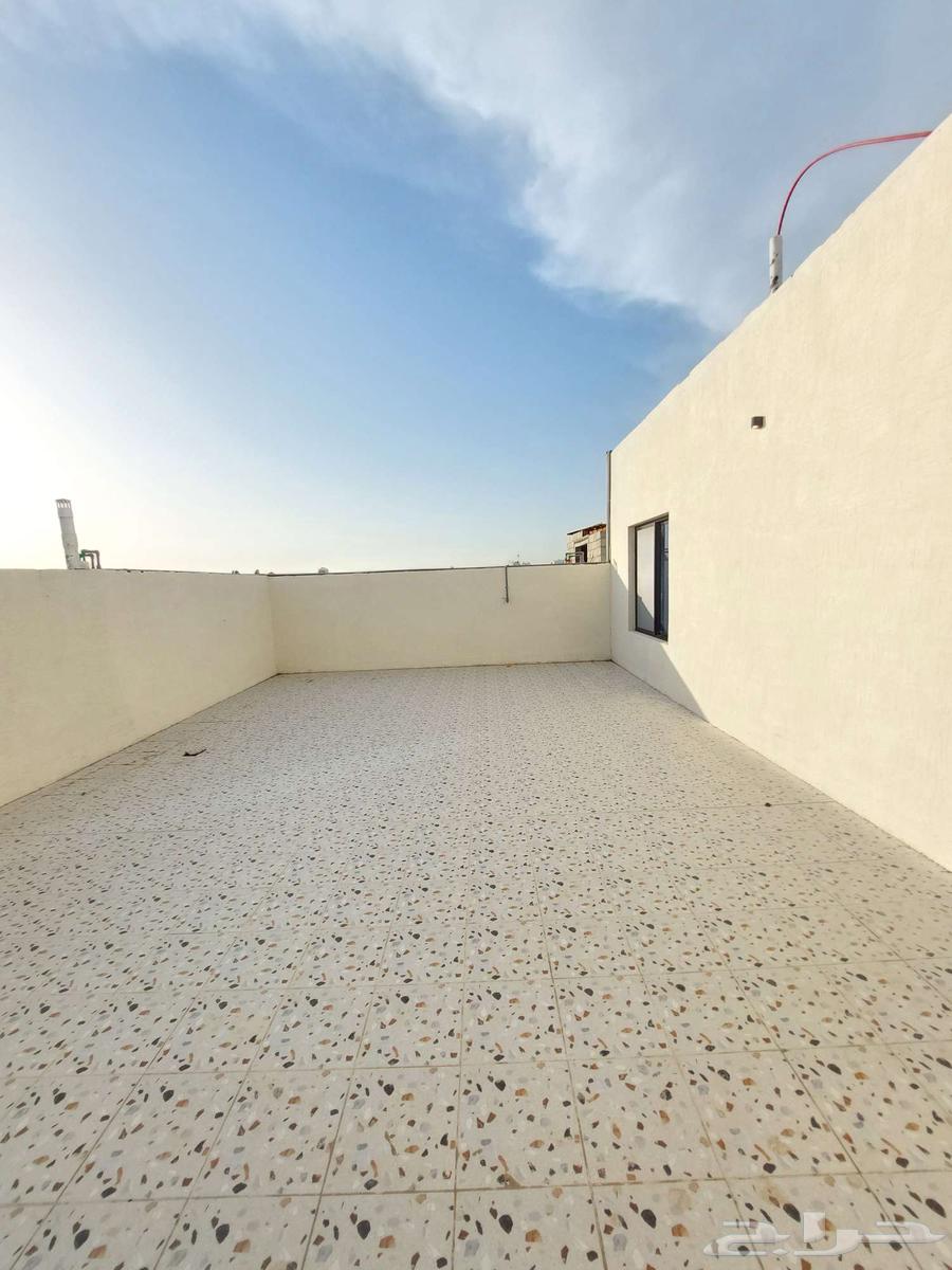 شقة 5 غرف في احد 15