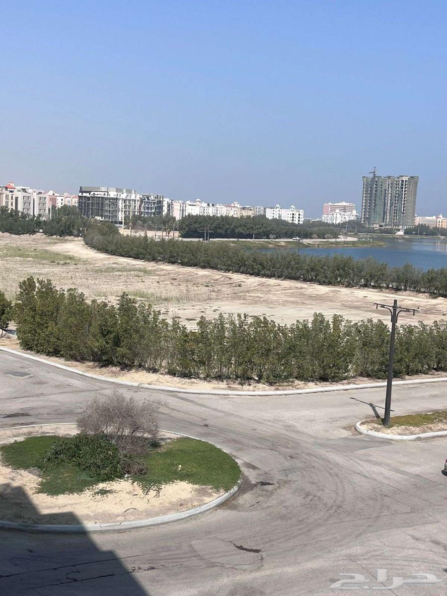 شقة 4 غرف في الحمرا 7