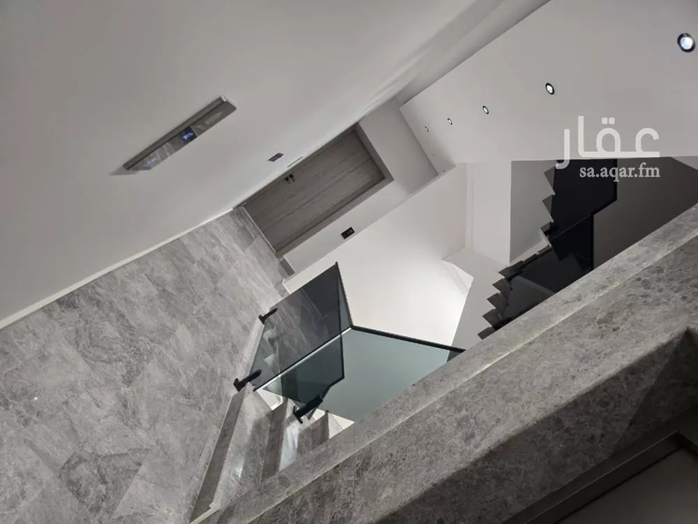 شقة 4 غرف في النهضة 12