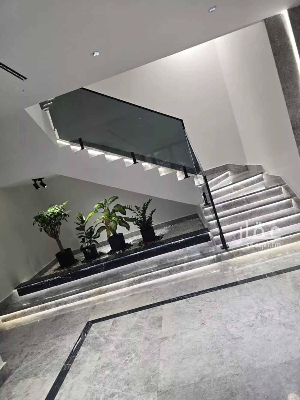 شقة 4 غرف في النهضة 7