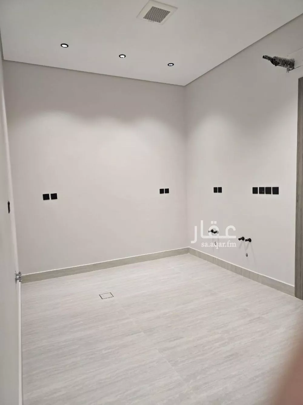 شقة 4 غرف في النهضة 9