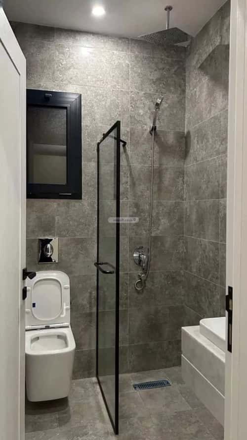 شقة 5 غرف في الصواري 4