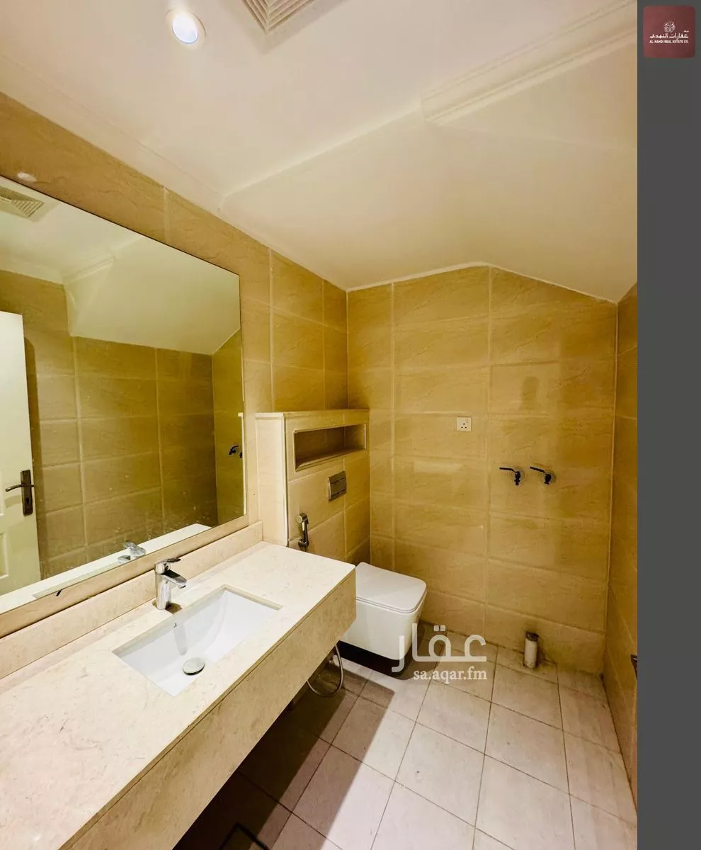 فيلا 5 غرف في الراكة الشمالية 18