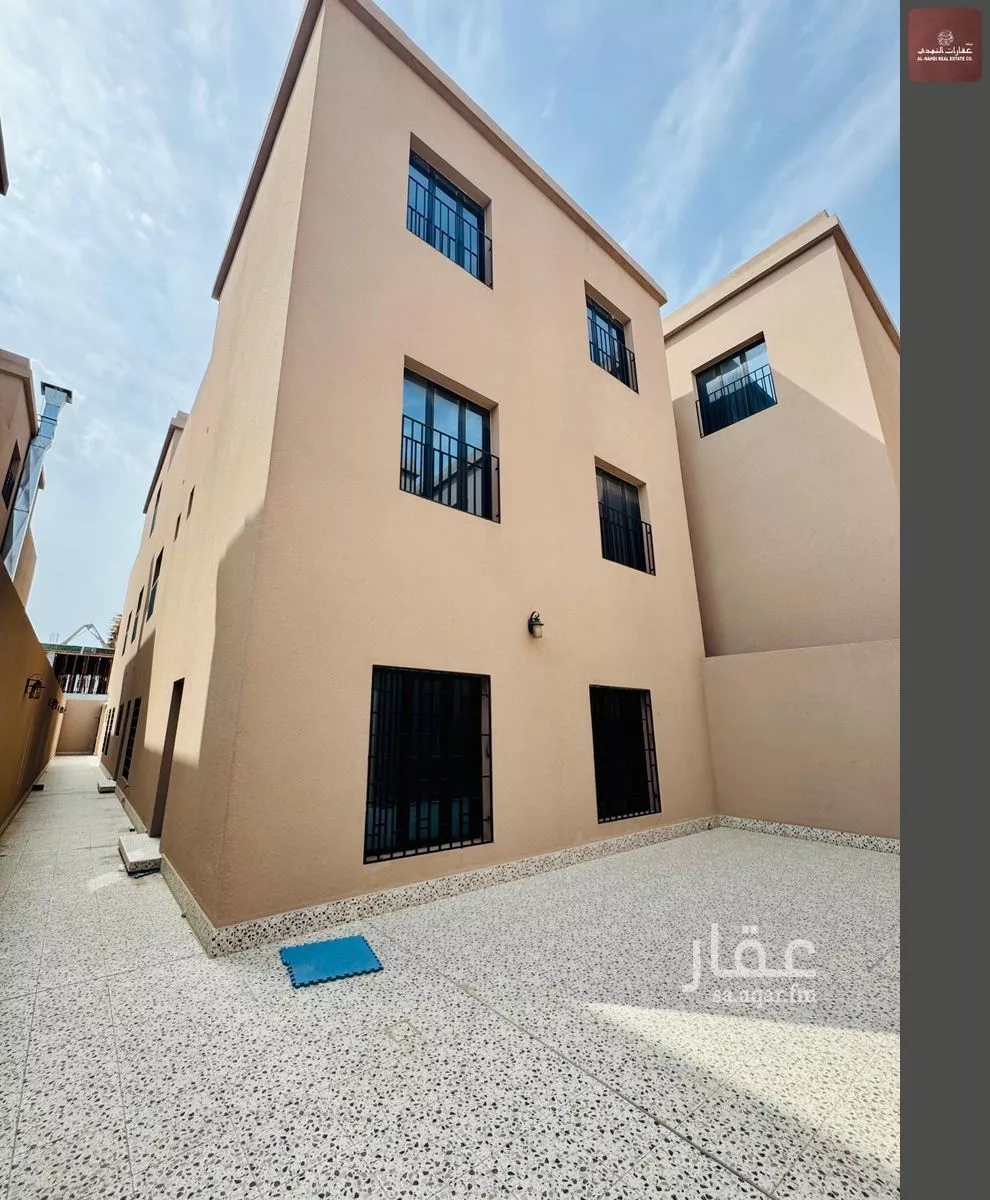 فيلا 5 غرف في الراكة الشمالية 5