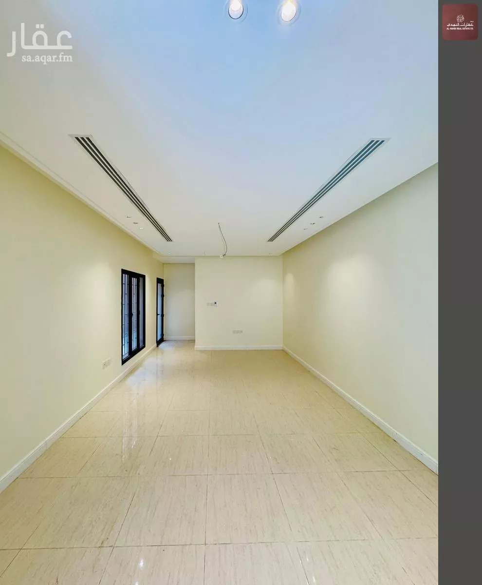 فيلا 5 غرف في الراكة الشمالية 10