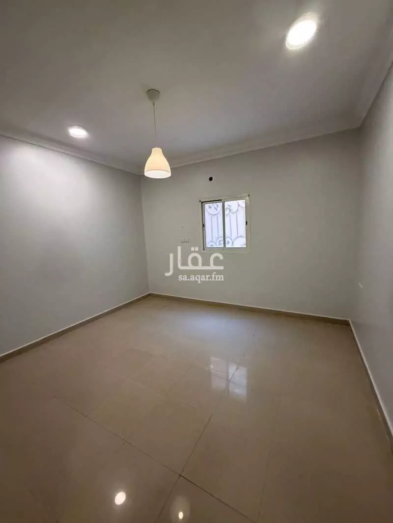 شقة 3 غرف في الملك فيصل 12