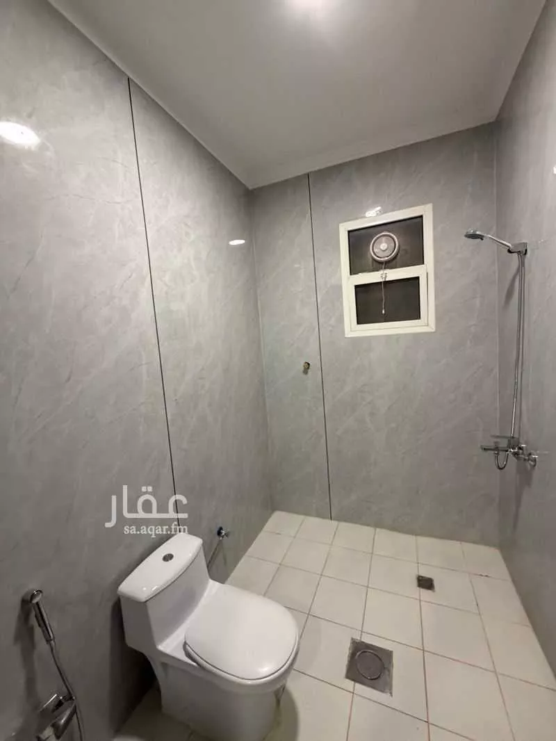 شقة 3 غرف في الملك فيصل 16