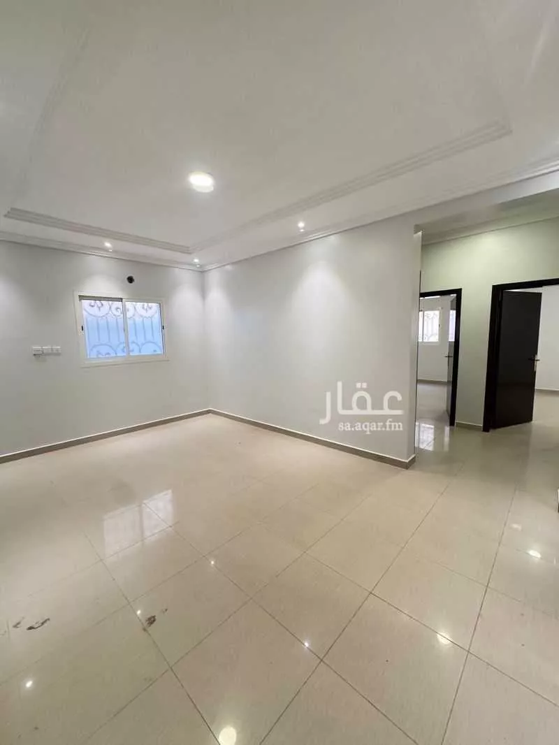 شقة 3 غرف في الملك فيصل 8