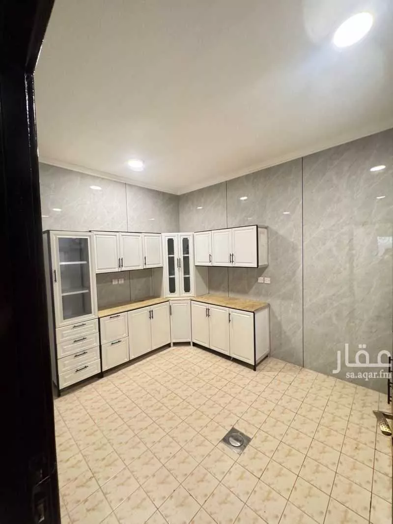 شقة 3 غرف في الملك فيصل 9