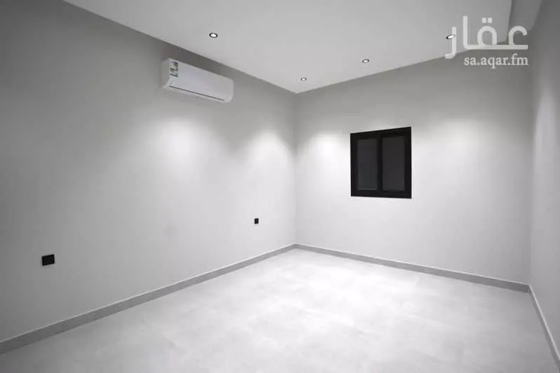 عمارة 127 م² في المنار 13