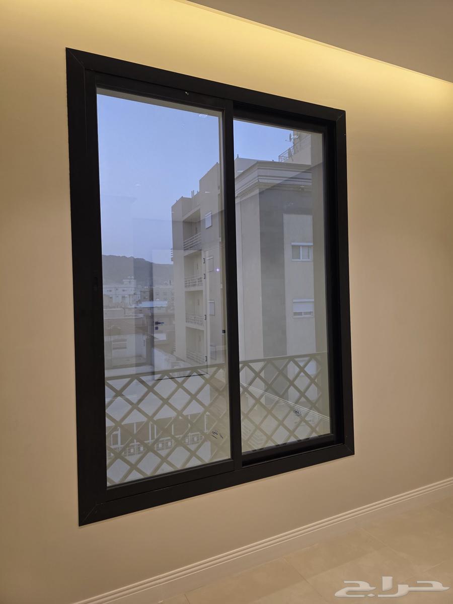 شقة 3 غرف في بطحاء قريش 7