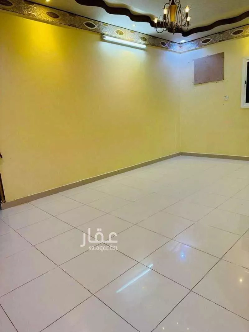 شقة 3 غرف في إشبيلية 2