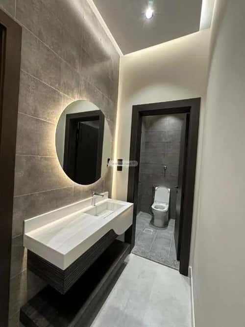 شقة 4 غرف في الروضة 5