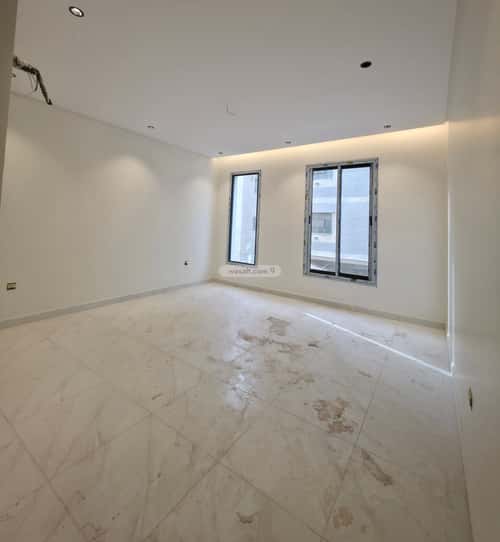 4 bedroom apartment in Al Rawdah 6