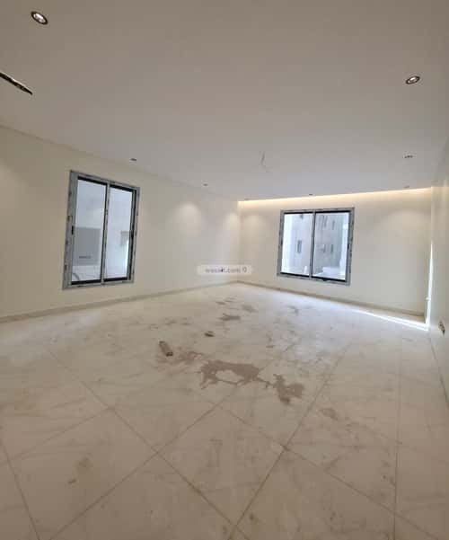 4 bedroom apartment in Al Rawdah 9