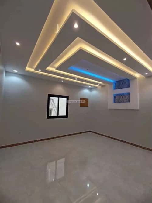 شقة 5 غرف في الريان 4