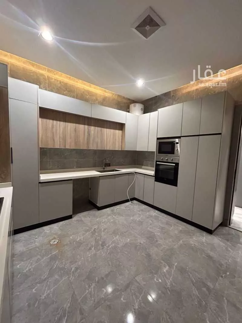 شقة 3 غرف في عكاظ 18