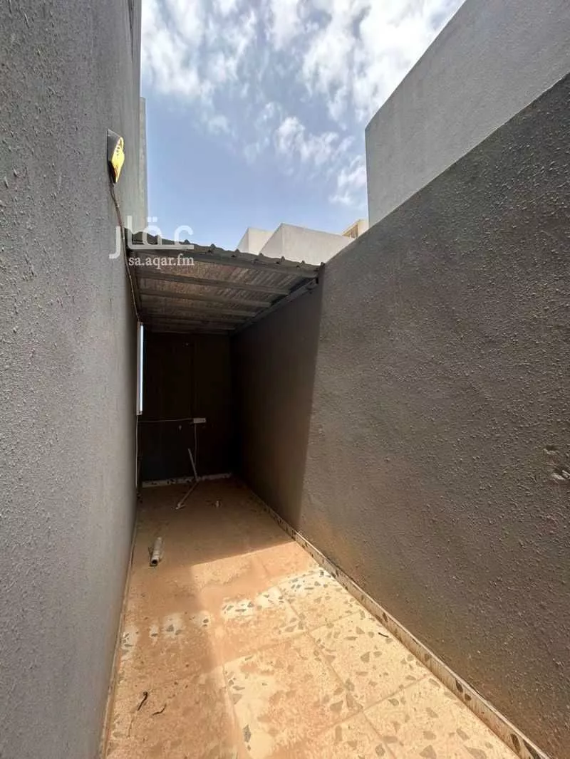 شقة 3 غرف في عكاظ 21