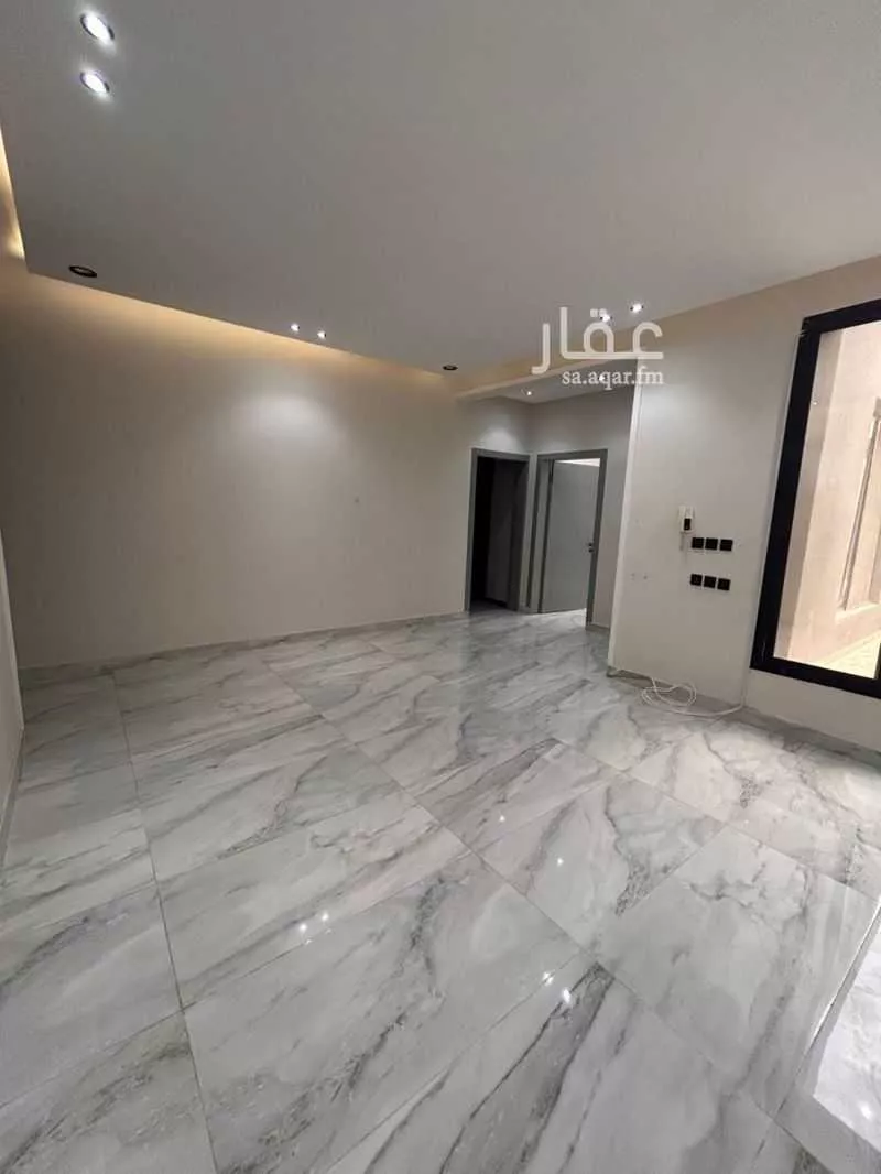 شقة 3 غرف في عكاظ 8