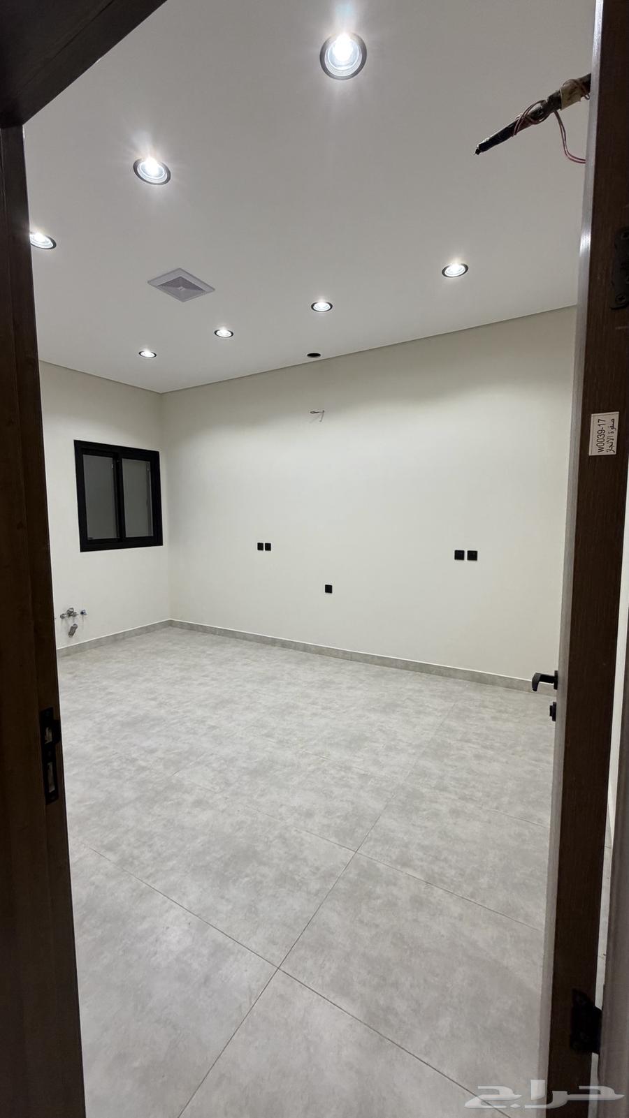 فيلا 6 غرف في السلام 9