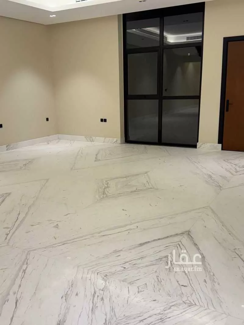 فيلا 5 غرف في الملقا 2