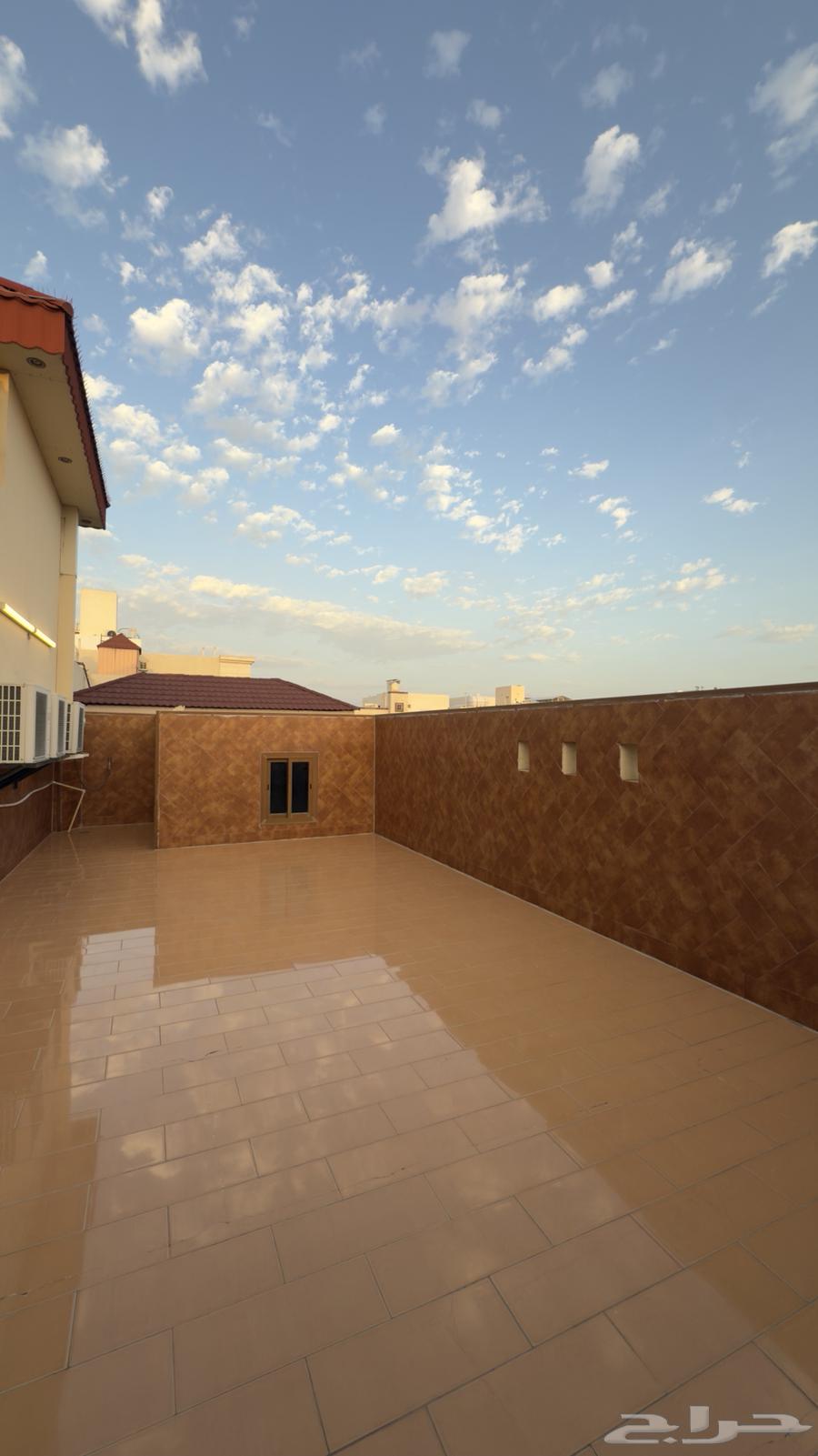 فيلا 5 غرف في مذينب 21